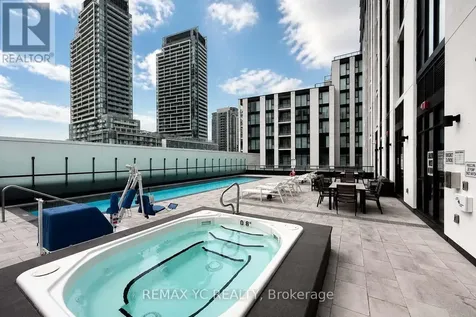 5858 Yonge Street Toronto (newtonbrook West) ON M2M 0C6