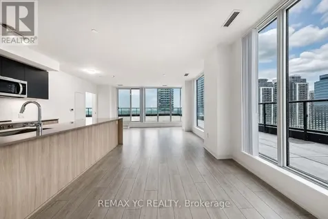 5858 Yonge Street Toronto (newtonbrook West) ON M2M 0C6