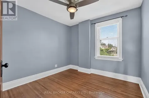 72 Houghton Avenue South Hamilton (delta) ON L8K 2M8