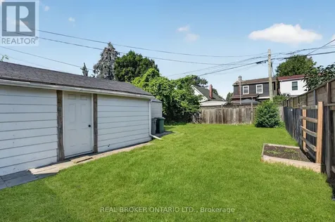 72 Houghton Avenue South Hamilton (delta) ON L8K 2M8