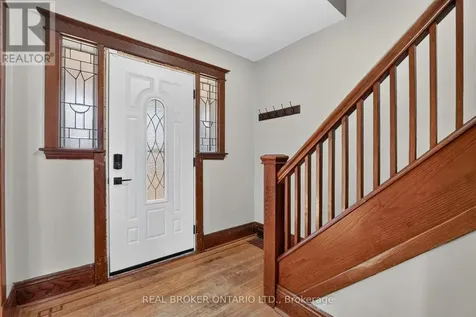 72 Houghton Avenue South Hamilton (delta) ON L8K 2M8