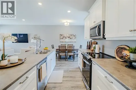 124 Grassland Grove Chatham ON N7M 0T2