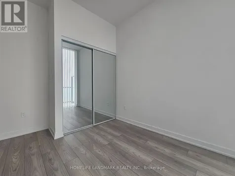5858 Yonge Street Toronto (newtonbrook West) ON M2M 0C6
