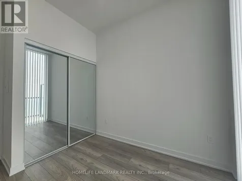 5858 Yonge Street Toronto (newtonbrook West) ON M2M 0C6