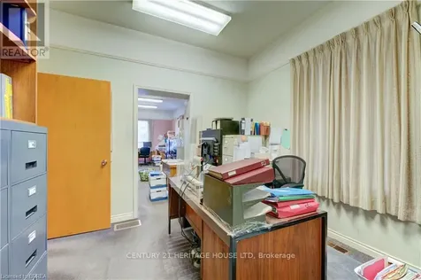 75 Chatham Street Brant (brantford Twp) ON N3T 2P2