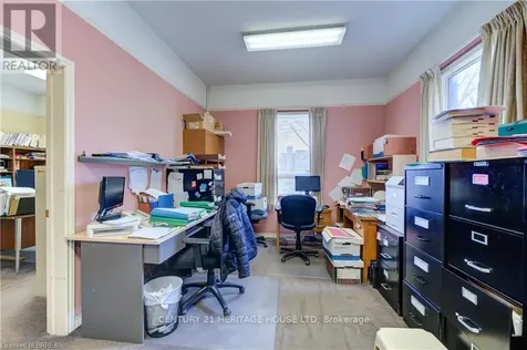 75 Chatham Street Brant (brantford Twp) ON N3T 2P2