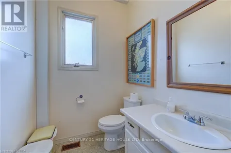 75 Chatham Street Brant (brantford Twp) ON N3T 2P2