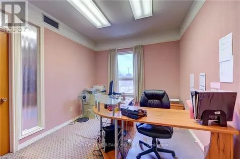 75 Chatham Street Brant (brantford Twp) ON N3T 2P2
