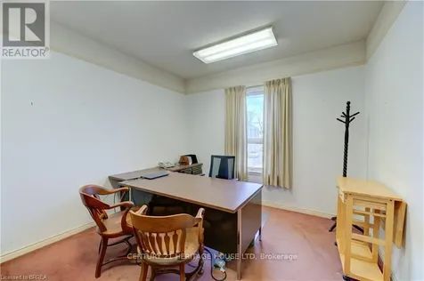 75 Chatham Street Brant (brantford Twp) ON N3T 2P2
