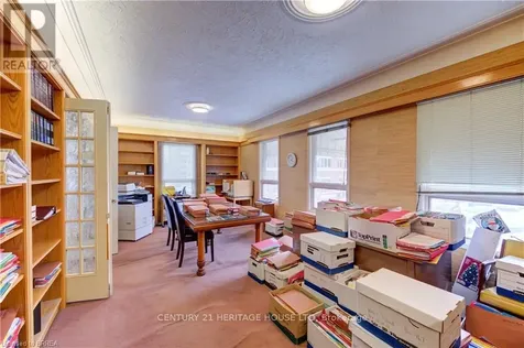 75 Chatham Street Brant (brantford Twp) ON N3T 2P2