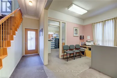 75 Chatham Street Brant (brantford Twp) ON N3T 2P2