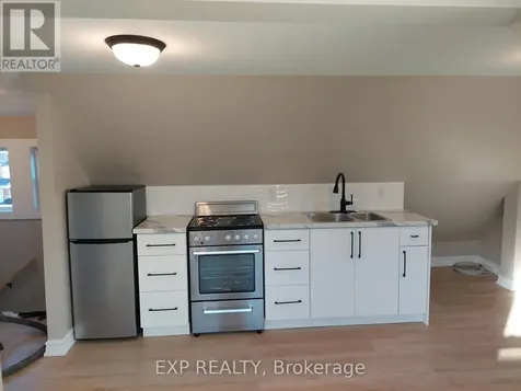 148 Gibson Avenue Hamilton (gibson) ON L8L 6J8