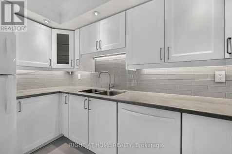 5080 Pinedale Avenue Burlington (appleby) ON L7L 5V7