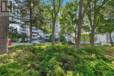 5080 Pinedale Avenue Burlington (appleby) ON L7L 5V7