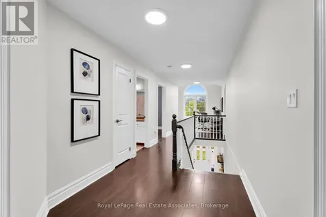 27 Rennie Street Halton Hills (ac Acton) ON L7J 2Y7