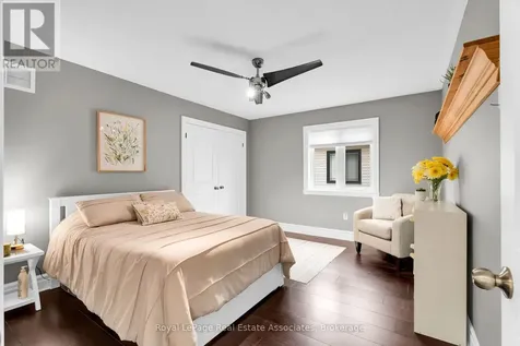 27 Rennie Street Halton Hills (ac Acton) ON L7J 2Y7