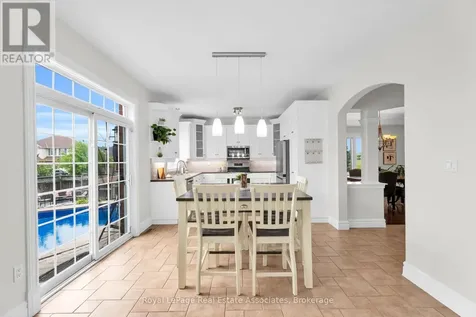 27 Rennie Street Halton Hills (ac Acton) ON L7J 2Y7