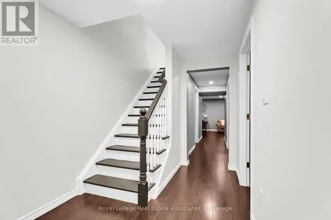 27 Rennie Street Halton Hills (ac Acton) ON L7J 2Y7