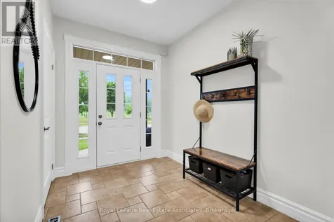 27 Rennie Street Halton Hills (ac Acton) ON L7J 2Y7