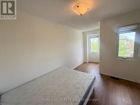 93 Brunswick Avenue Markham (berczy) ON L6C 2E6