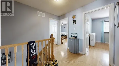 9 Roughley Street Bradford West Gwillimbury (bradford) ON L3Z 3B2