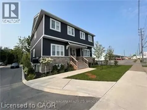 8196 Mcleod Road Niagara Falls ON L2H 3T6