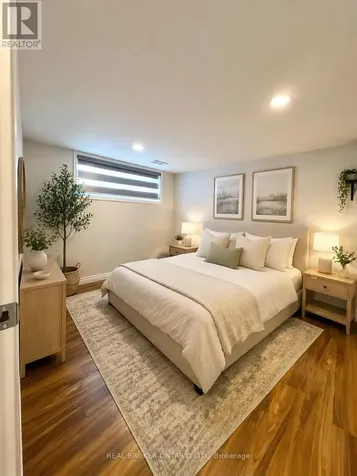 5285 Woodhaven Court Burlington (appleby) ON L7L 3T7