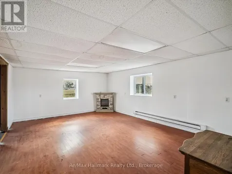232 Eighth Road East Hamilton ON L8J 3M2