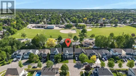 54 Somerville Road Halton Hills (ac Acton) ON L7J 2Z9