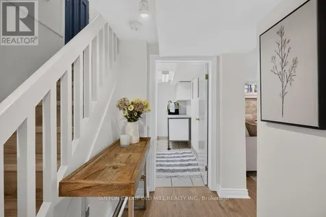 122 Strath Avenue Toronto (kingsway South) ON M8X 1R5
