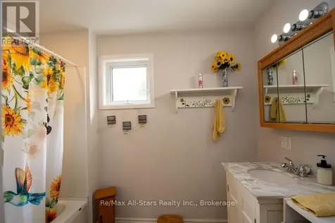 59 George Street West Kawartha Lakes (lindsay) ON K9V 2P2