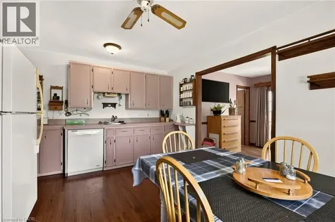 958 Highland Road East Hamilton ON L8J 3G9