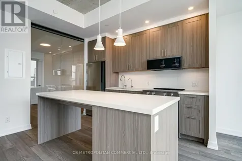 2946 Dundas Street West Street West Toronto (junction Area) ON M6P 1Y8
