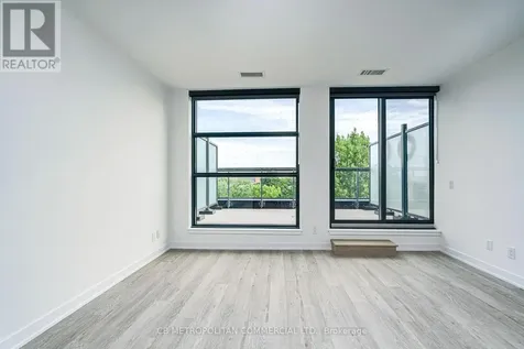 2946 Dundas Street West Street West Toronto (junction Area) ON M6P 1Y8