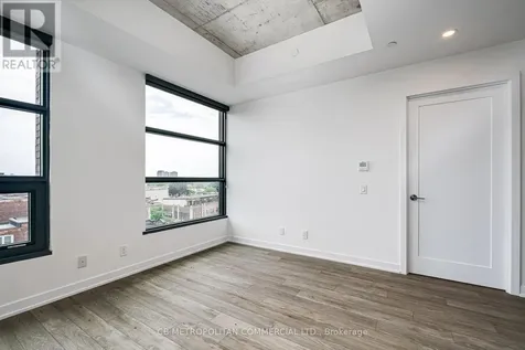 2946 Dundas Street West Street West Toronto (junction Area) ON M6P 1Y8