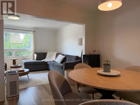 4354 Fifth Avenue Niagara Falls (downtown) ON L2E 4R2