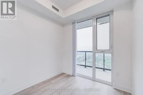 5858 Yonge Street Toronto (newtonbrook West) ON M2M 0C6