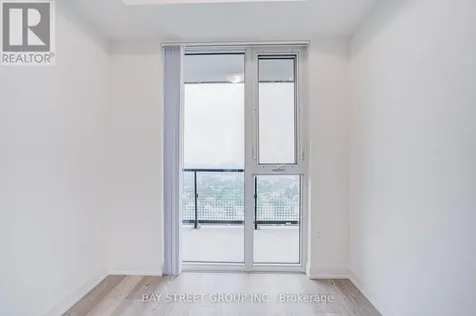 5858 Yonge Street Toronto (newtonbrook West) ON M2M 0C6