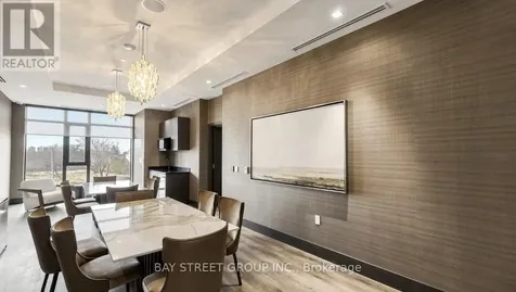 5858 Yonge Street Toronto (newtonbrook West) ON M2M 0C6