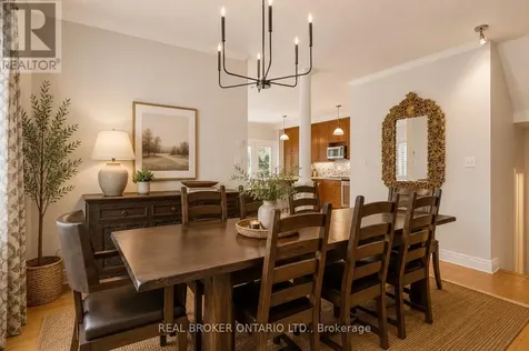 457 Ravineview Way Oakville (wc Wedgewood Creek) ON L6H 6S8