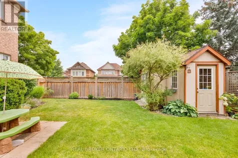 457 Ravineview Way Oakville (wc Wedgewood Creek) ON L6H 6S8