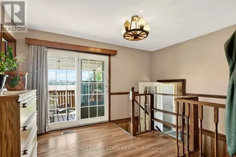 958 Highland Road East Hamilton ON L8J 3G9