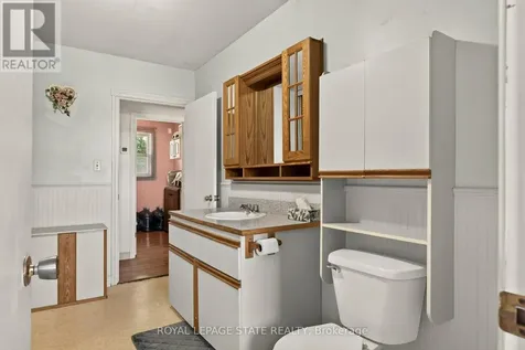 958 Highland Road East Hamilton ON L8J 3G9