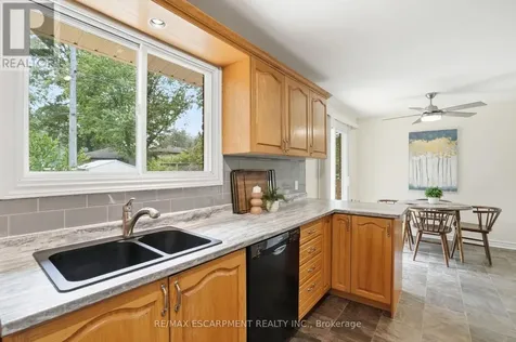 504 Kenmarr Crescent Burlington (appleby) ON L7L 4R7