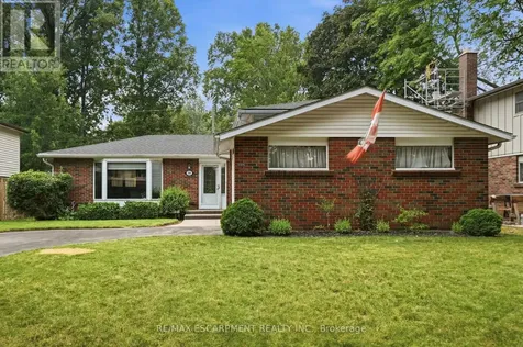 504 Kenmarr Crescent Burlington (appleby) ON L7L 4R7
