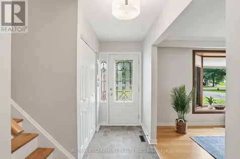 504 Kenmarr Crescent Burlington (appleby) ON L7L 4R7