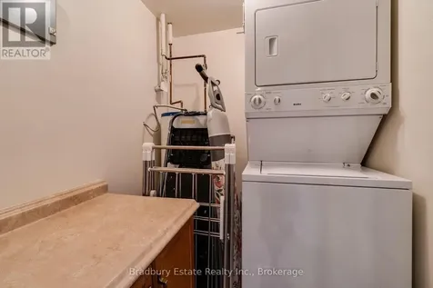 5080 Pinedale Avenue North Burlington (appleby) ON L7L 5V7