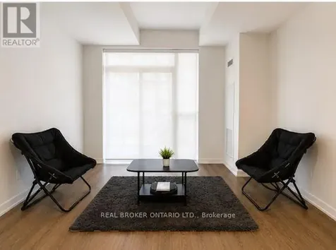 2300 St Claire Avenue West Toronto (junction Area) ON M6N 0B3