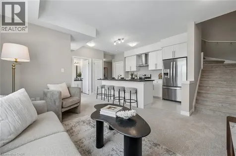 8 Oat Lane Kitchener ON N2R 0T1