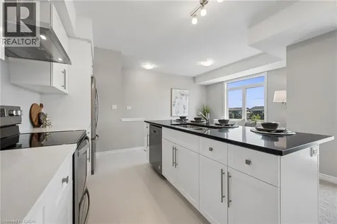 8 Oat Lane Kitchener ON N2R 0T1